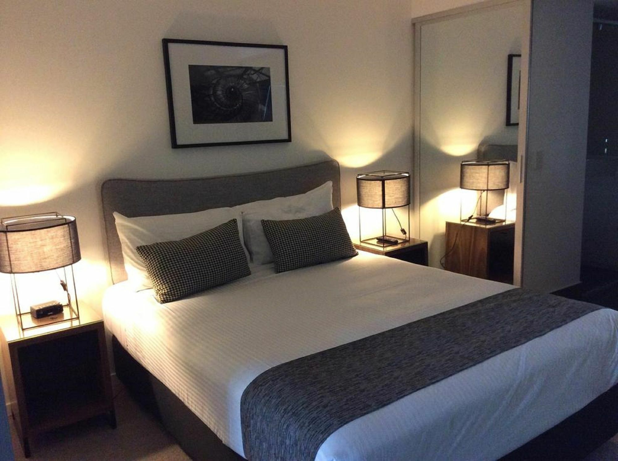 Morgan Suites Brisbane Extérieur photo