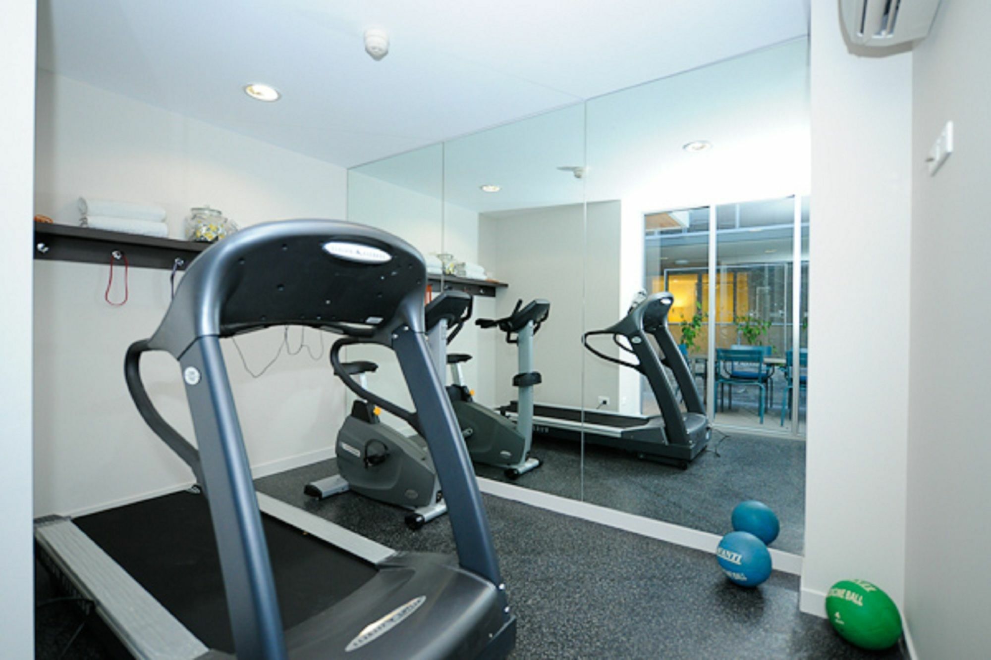 Morgan Suites Brisbane Extérieur photo